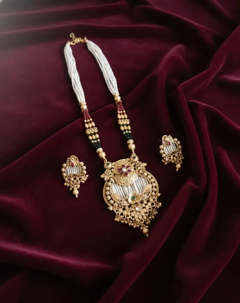 Traditionl Tempe Necklaces