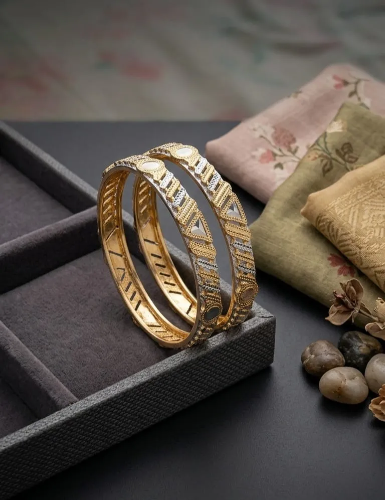 C N C Bangles