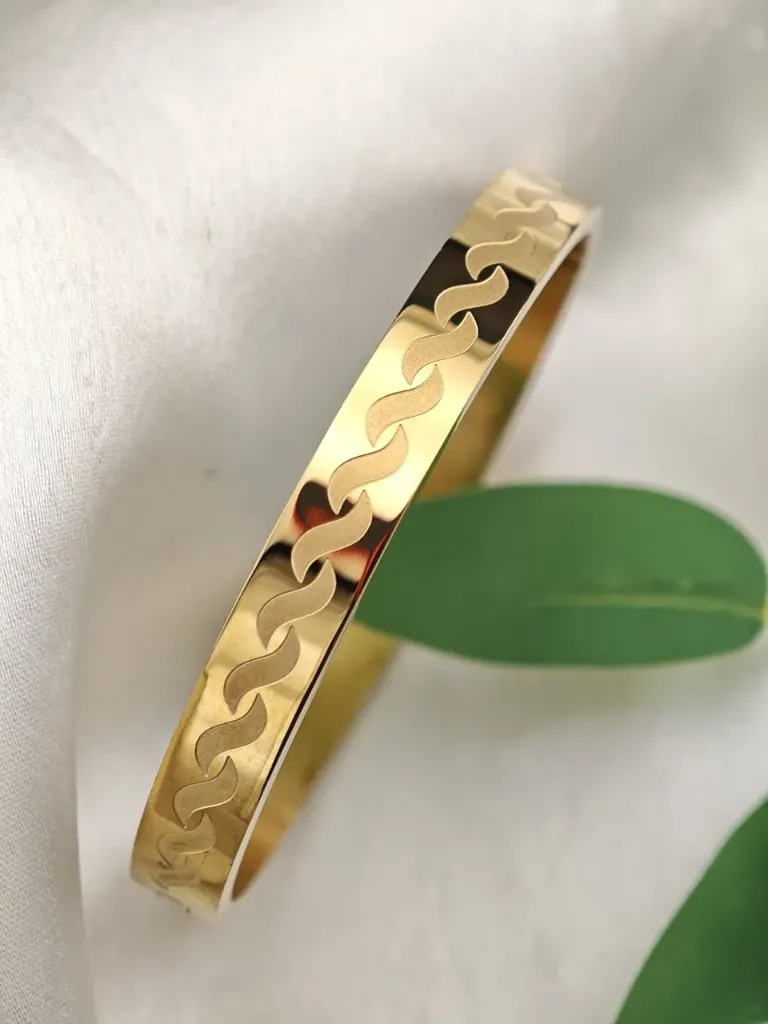 Man's Gold Finish Kada